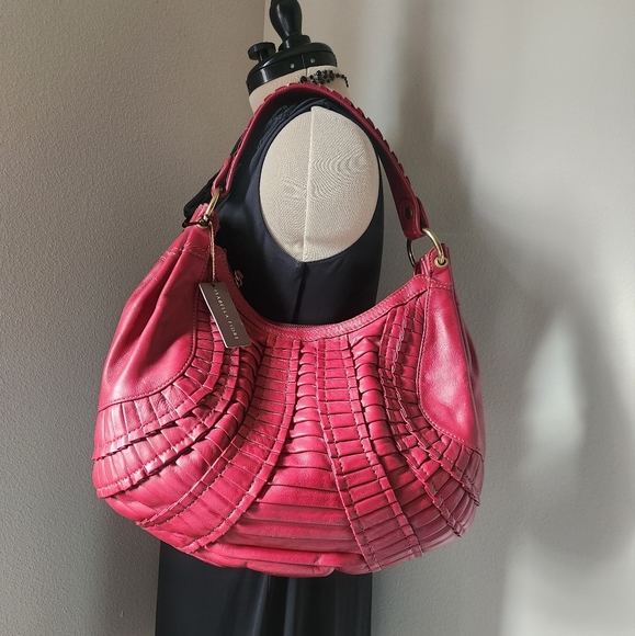 Isabella Fiore Handbags - 🆕️Isabella Fiore- Hobo Bag